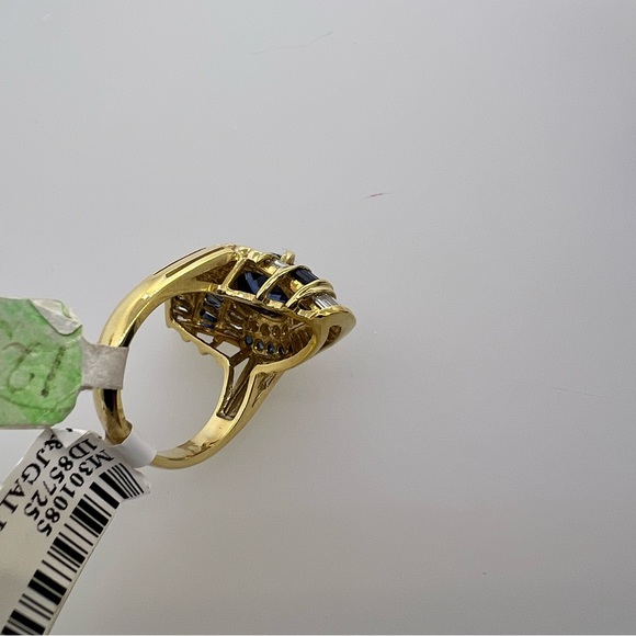 14k Yellow Gold Diamond & Sapphire Ring - Picture 8 of 8